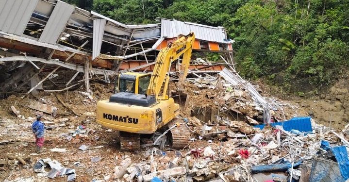 Banjir Bandang dan Longsor di Sumatra Telan Korban 303 Orang Tewas